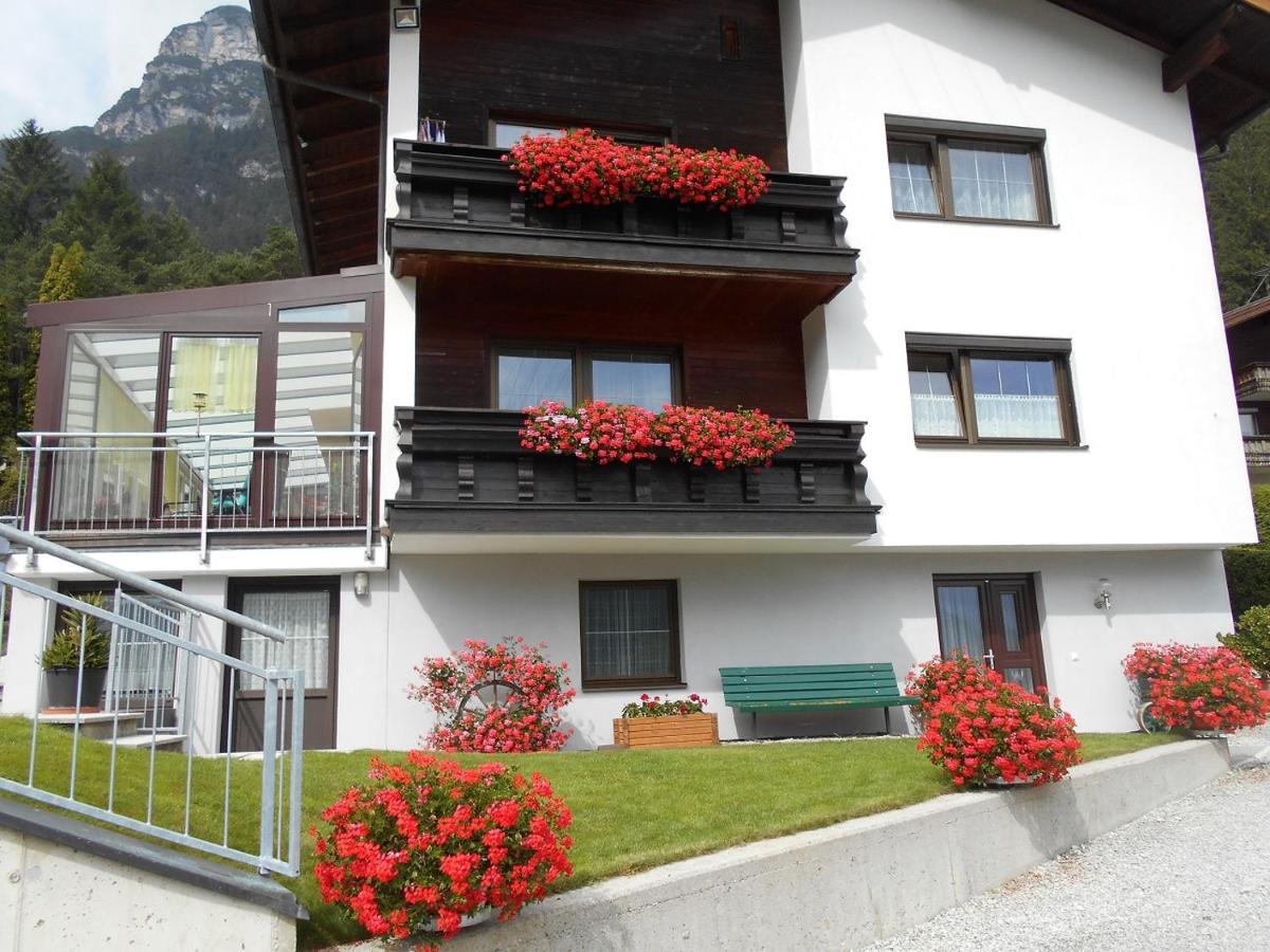 Pension Jaeger Trins Extérieur photo