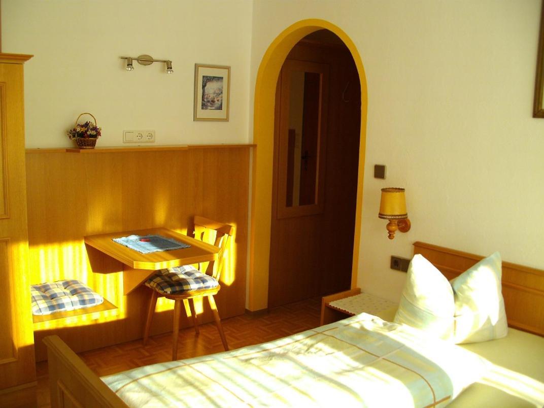 Pension Jaeger Trins Extérieur photo