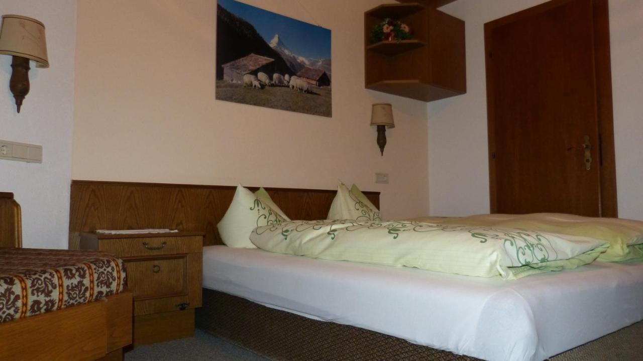 Pension Jaeger Trins Extérieur photo
