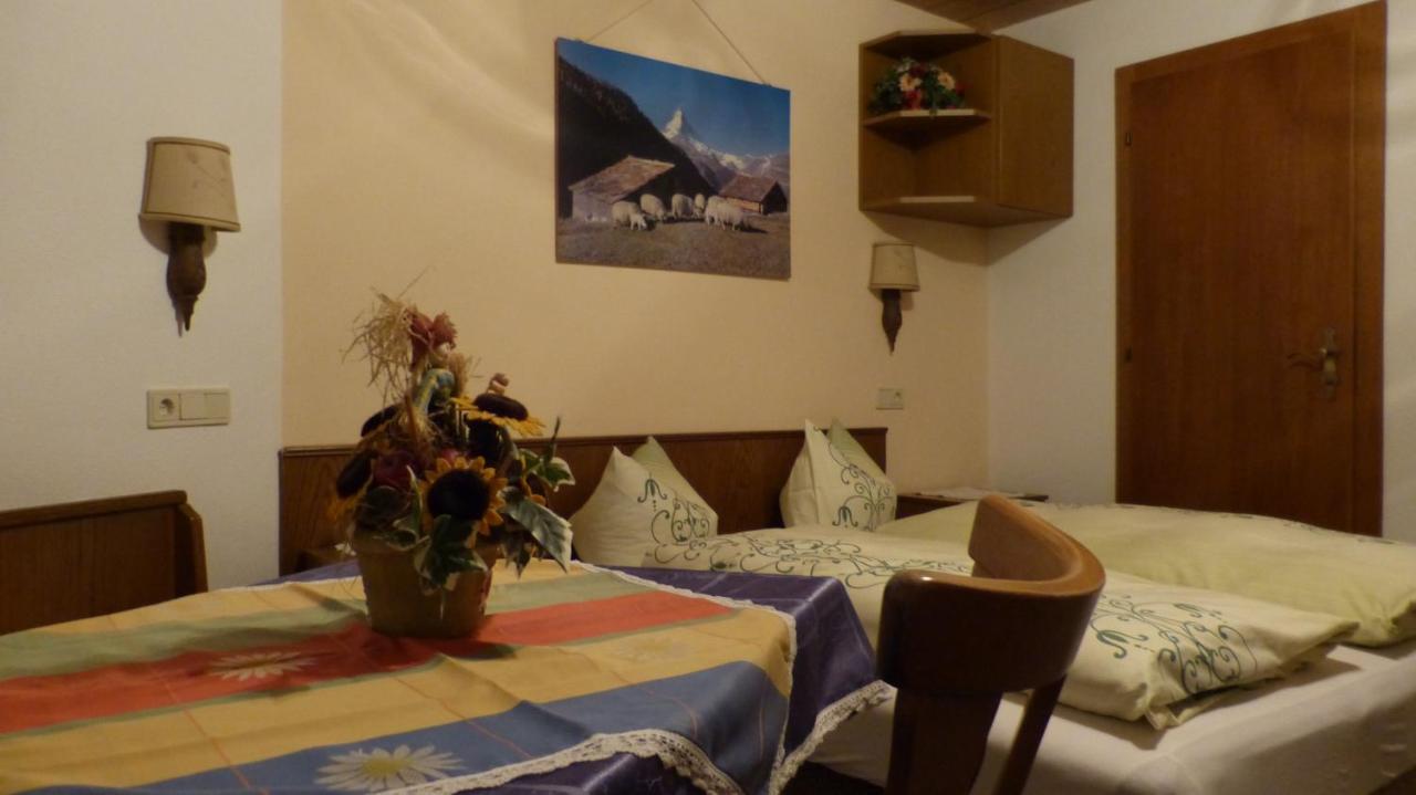 Pension Jaeger Trins Extérieur photo